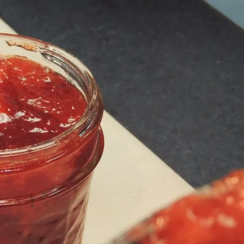 Strawberry jam 2 - CSU Extension - Public Domain.jpg